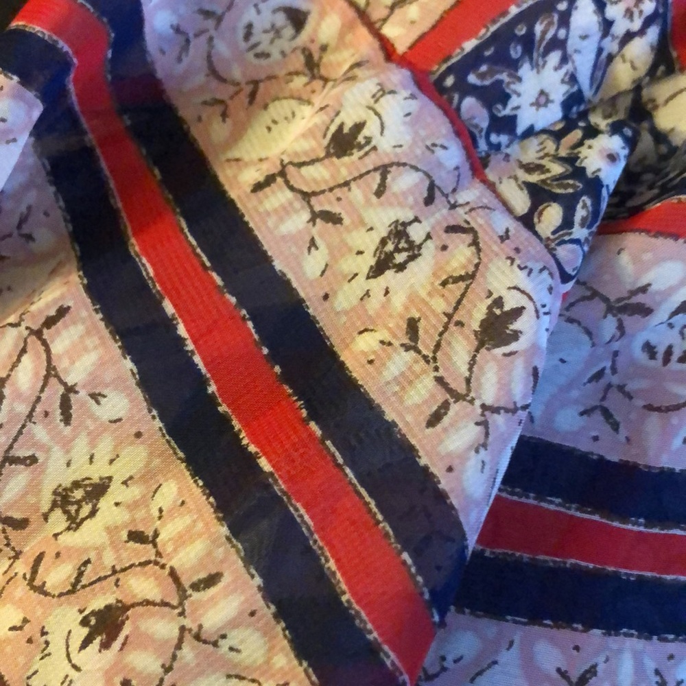 Tunic - Picture 4 of 4